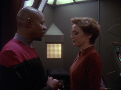 Star Trek: Deep Space Nine Screencaps "Indiscretion" (S4:E5)