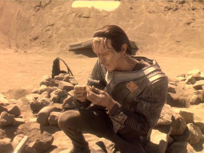 Star Trek: Deep Space Nine Screencaps "Indiscretion" (S4:E5)