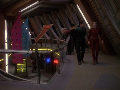 Star Trek: Deep Space Nine Screencaps "Indiscretion" (S4:E5)