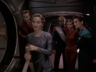 Star Trek: Deep Space Nine Screencaps "Rejoined" (S4:E6)