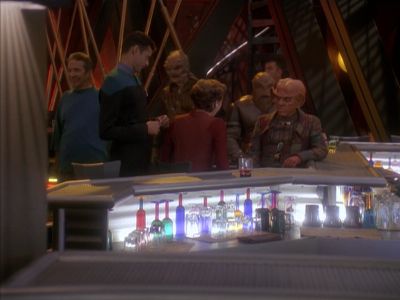 Star Trek: Deep Space Nine Screencaps "Rejoined" (S4:E6)