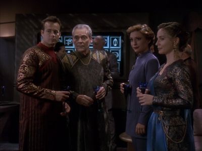 Star Trek: Deep Space Nine Screencaps "Rejoined" (S4:E6)
