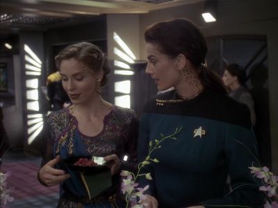 Star Trek: Deep Space Nine Screencaps "Rejoined" (S4:E6)