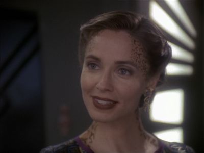 Star Trek: Deep Space Nine Screencaps "Rejoined" (S4:E6)