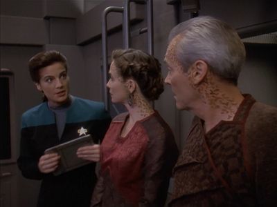 Star Trek: Deep Space Nine Screencaps "Rejoined" (S4:E6)