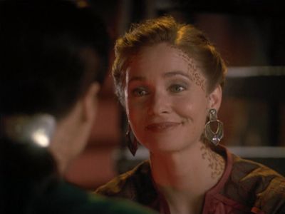 Star Trek: Deep Space Nine Screencaps "Rejoined" (S4:E6)