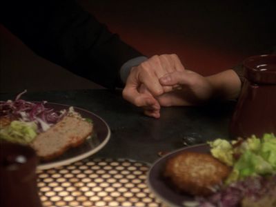 Star Trek: Deep Space Nine Screencaps "Rejoined" (S4:E6)