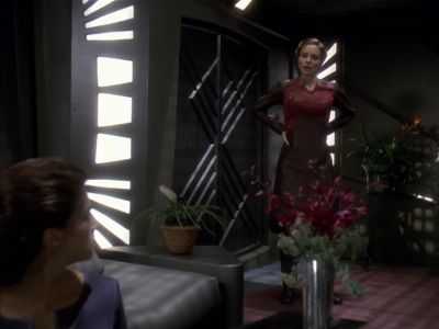 Star Trek: Deep Space Nine Screencaps "Rejoined" (S4:E6)