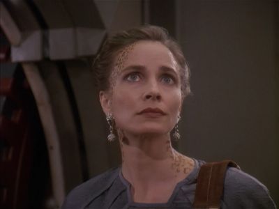 Star Trek: Deep Space Nine Screencaps "Rejoined" (S4:E6)