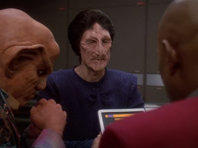 Star Trek: Deep Space Nine Screencaps "Starship Down" (S4:E7)