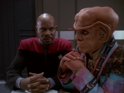 Star Trek: Deep Space Nine Screencaps "Starship Down" (S4:E7)