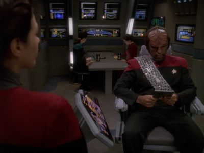 Star Trek: Deep Space Nine Screencaps "Starship Down" (S4:E7)