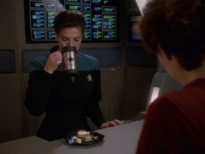 Star Trek: Deep Space Nine Screencaps "Starship Down" (S4:E7)