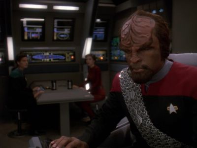 Star Trek: Deep Space Nine Screencaps "Starship Down" (S4:E7)