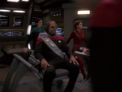 Star Trek: Deep Space Nine Screencaps "Starship Down" (S4:E7)