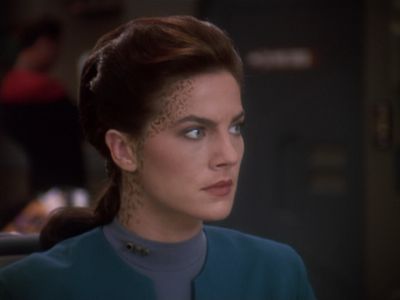 Star Trek: Deep Space Nine Screencaps "Starship Down" (S4:E7)