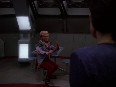 Star Trek: Deep Space Nine Screencaps "Starship Down" (S4:E7)