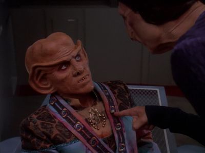 Star Trek: Deep Space Nine Screencaps "Starship Down" (S4:E7)