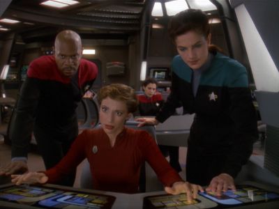 Star Trek: Deep Space Nine Screencaps "Starship Down" (S4:E7)