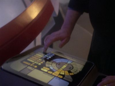Star Trek: Deep Space Nine Screencaps "Starship Down" (S4:E7)