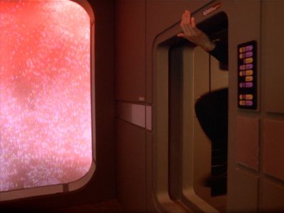 Star Trek: Deep Space Nine Screencaps "Starship Down" (S4:E7)