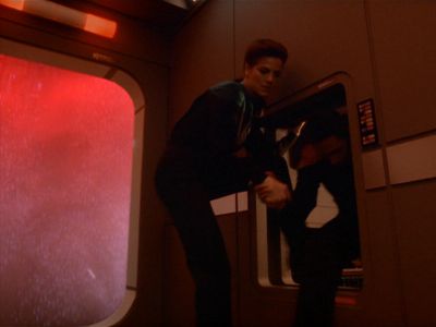 Star Trek: Deep Space Nine Screencaps "Starship Down" (S4:E7)