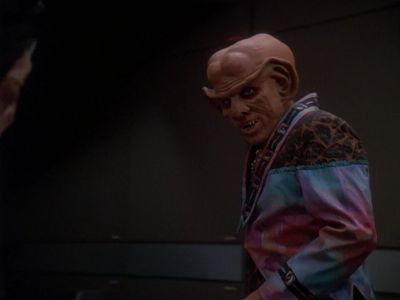 Star Trek: Deep Space Nine Screencaps "Starship Down" (S4:E7)