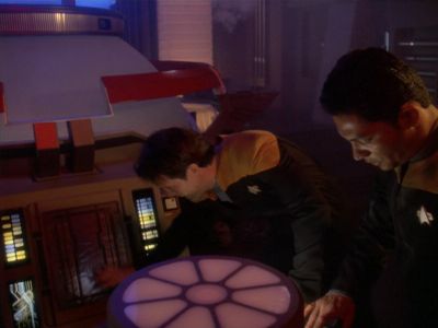 Star Trek: Deep Space Nine Screencaps "Starship Down" (S4:E7)