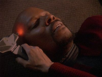 Star Trek: Deep Space Nine Screencaps "Starship Down" (S4:E7)