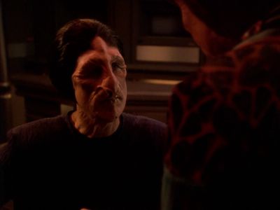 Star Trek: Deep Space Nine Screencaps "Starship Down" (S4:E7)