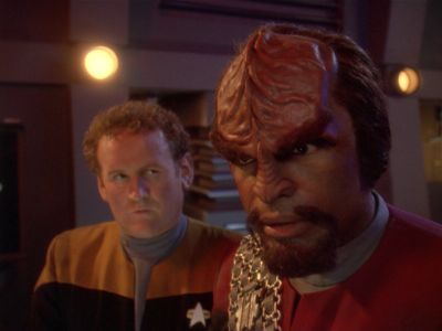 Star Trek: Deep Space Nine Screencaps "Starship Down" (S4:E7)