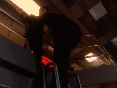 Star Trek: Deep Space Nine Screencaps "Starship Down" (S4:E7)