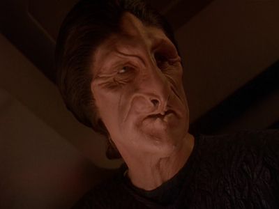 Star Trek: Deep Space Nine Screencaps "Starship Down" (S4:E7)