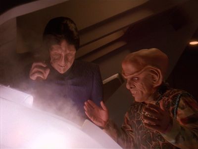 Star Trek: Deep Space Nine Screencaps "Starship Down" (S4:E7)