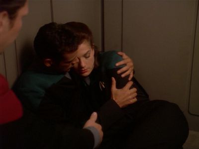 Star Trek: Deep Space Nine Screencaps "Starship Down" (S4:E7)