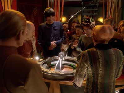 Star Trek: Deep Space Nine Screencaps "Starship Down" (S4:E7)