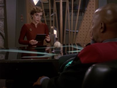 Star Trek: Deep Space Nine Screencaps "Starship Down" (S4:E7)