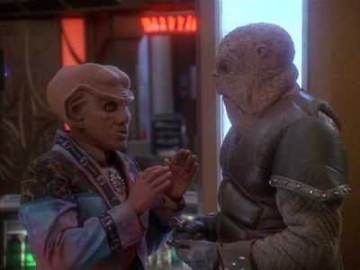 Star Trek: Deep Space Nine Screencaps "Little Green Men" (S4:E8)