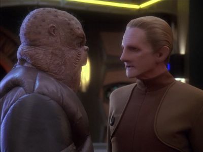 Star Trek: Deep Space Nine Screencaps "Little Green Men" (S4:E8)