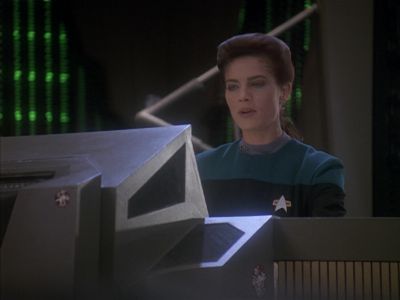 Star Trek: Deep Space Nine Screencaps "Little Green Men" (S4:E8)