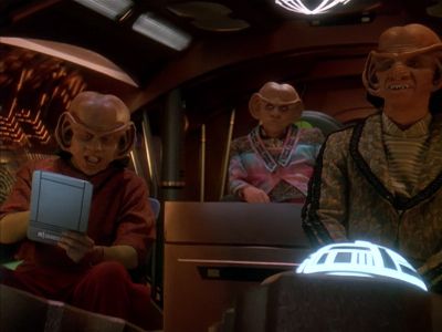 Star Trek: Deep Space Nine Screencaps "Little Green Men" (S4:E8)
