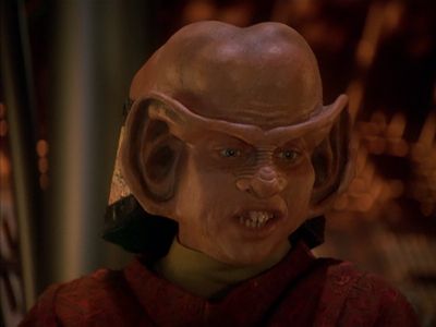 Star Trek: Deep Space Nine Screencaps "Little Green Men" (S4:E8)