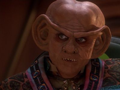 Star Trek: Deep Space Nine Screencaps "Little Green Men" (S4:E8)