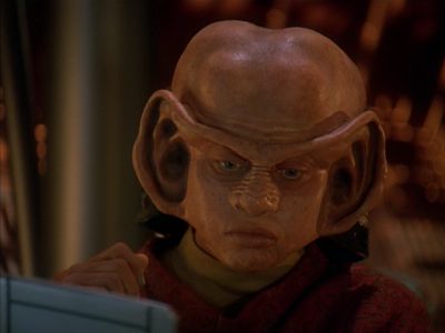 Star Trek: Deep Space Nine Screencaps "Little Green Men" (S4:E8)
