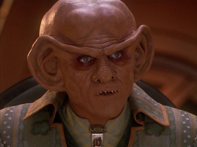 Star Trek: Deep Space Nine Screencaps "Little Green Men" (S4:E8)