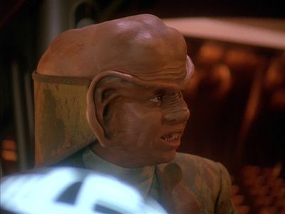 Star Trek: Deep Space Nine Screencaps "Little Green Men" (S4:E8)