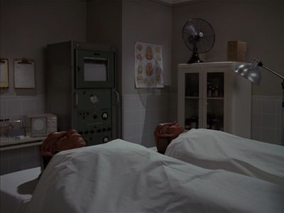 Star Trek: Deep Space Nine Screencaps "Little Green Men" (S4:E8)