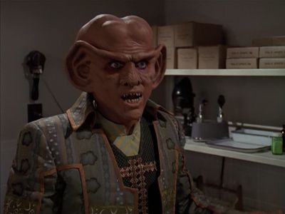 Star Trek: Deep Space Nine Screencaps "Little Green Men" (S4:E8)