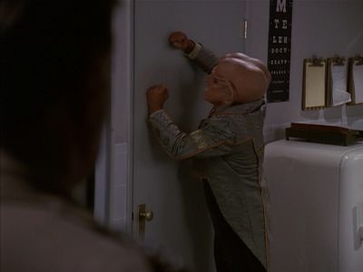 Star Trek: Deep Space Nine Screencaps "Little Green Men" (S4:E8)