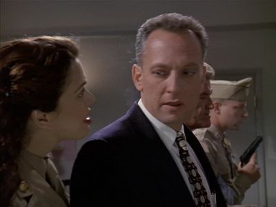 Star Trek: Deep Space Nine Screencaps "Little Green Men" (S4:E8)